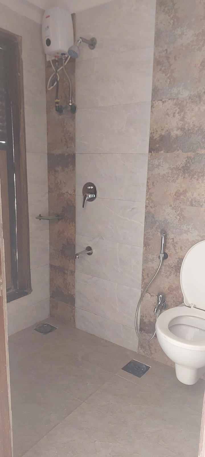 2 BHK Flat for Rent in Sethia Link View, Goregaon West
